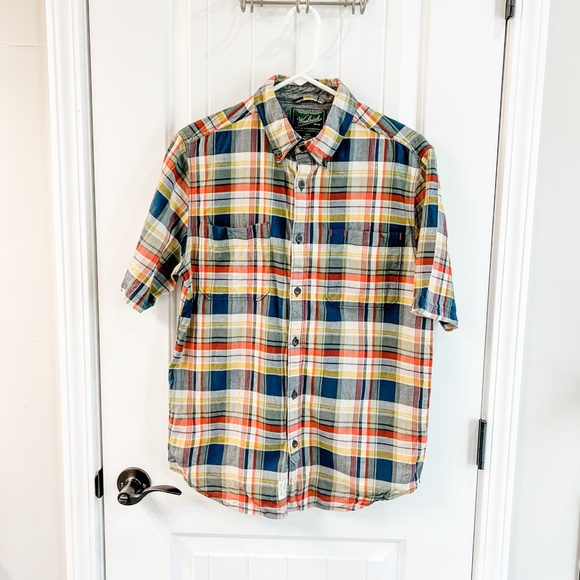 Woolrich Multicolor Plaid Short Sleeve Collared Button Down Shirt Size Medium - Picture 2 of 8